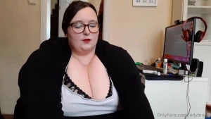 A donut a day keeps the ssbbw dr away - a donut a day keeps the ssbbw part 2