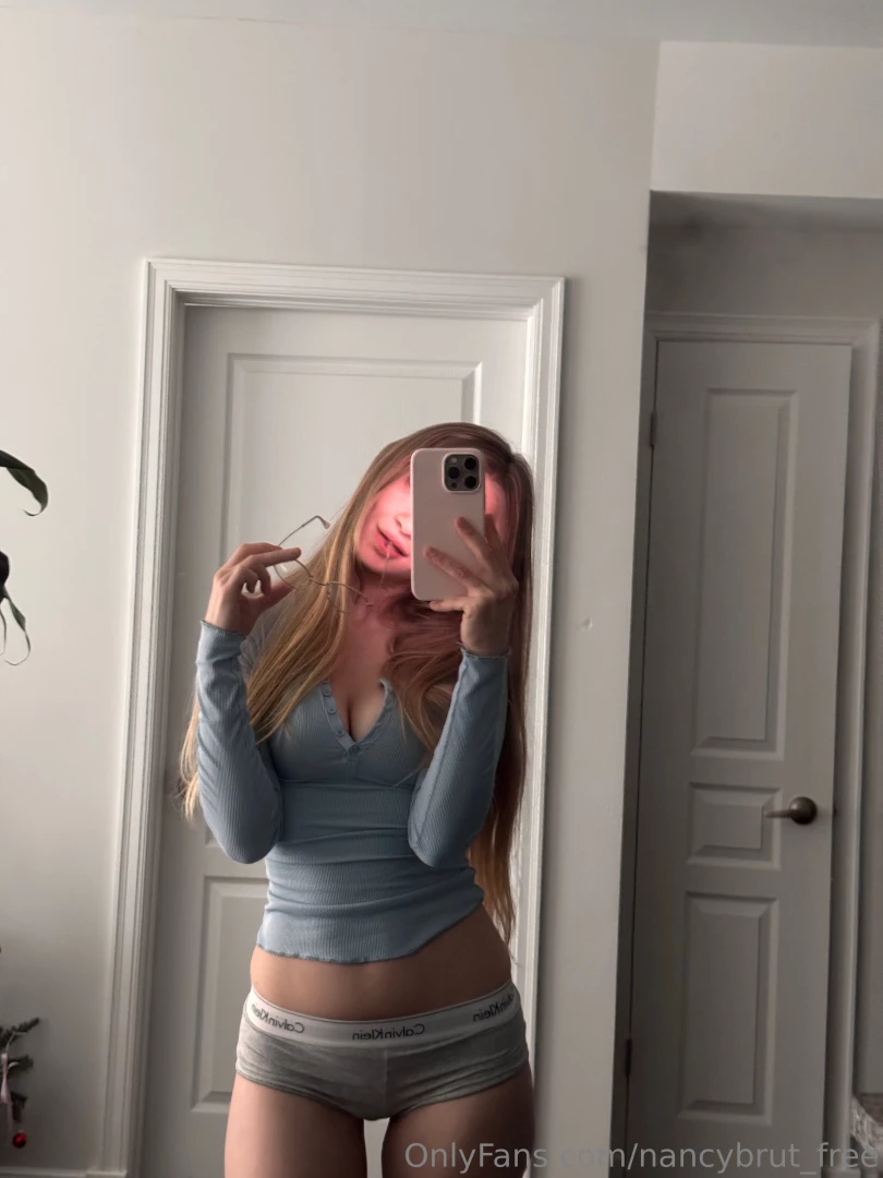 I m sick and watching the series pam amp tommy well pamela is part 2 