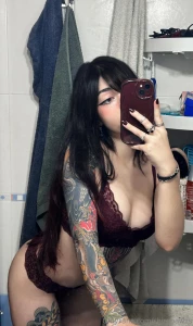 Mis colores favoritos negro y rojo