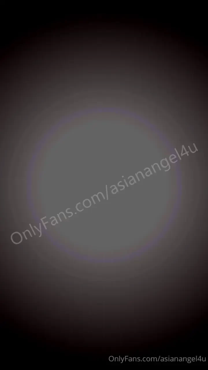 Come enjoy a soapy bath with me 