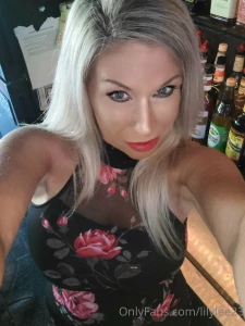 It s friyay i m pouring then it s my birthday party tonite soooooooo