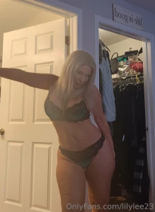 Green is still my fav color part 2