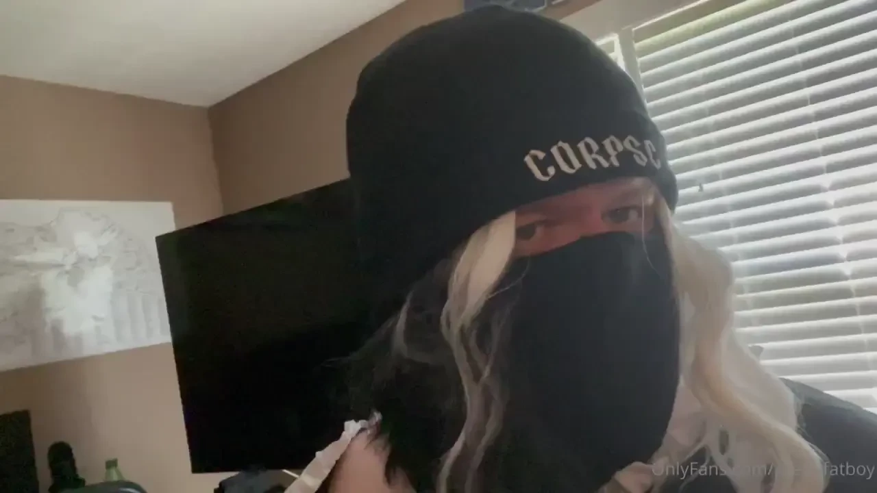 I think outfits like this have a lot of potential for some really cool 