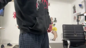 Stream started at 05 05 2025 01 01 am working out then stretching 1