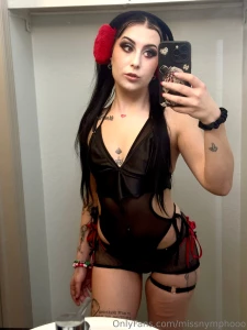 Tip a dollar get a new nude in your dms i m almost home and will be part 1