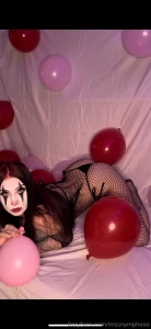 Okay guys i hit 1k fans while i was napping meaning live streaming part 2
