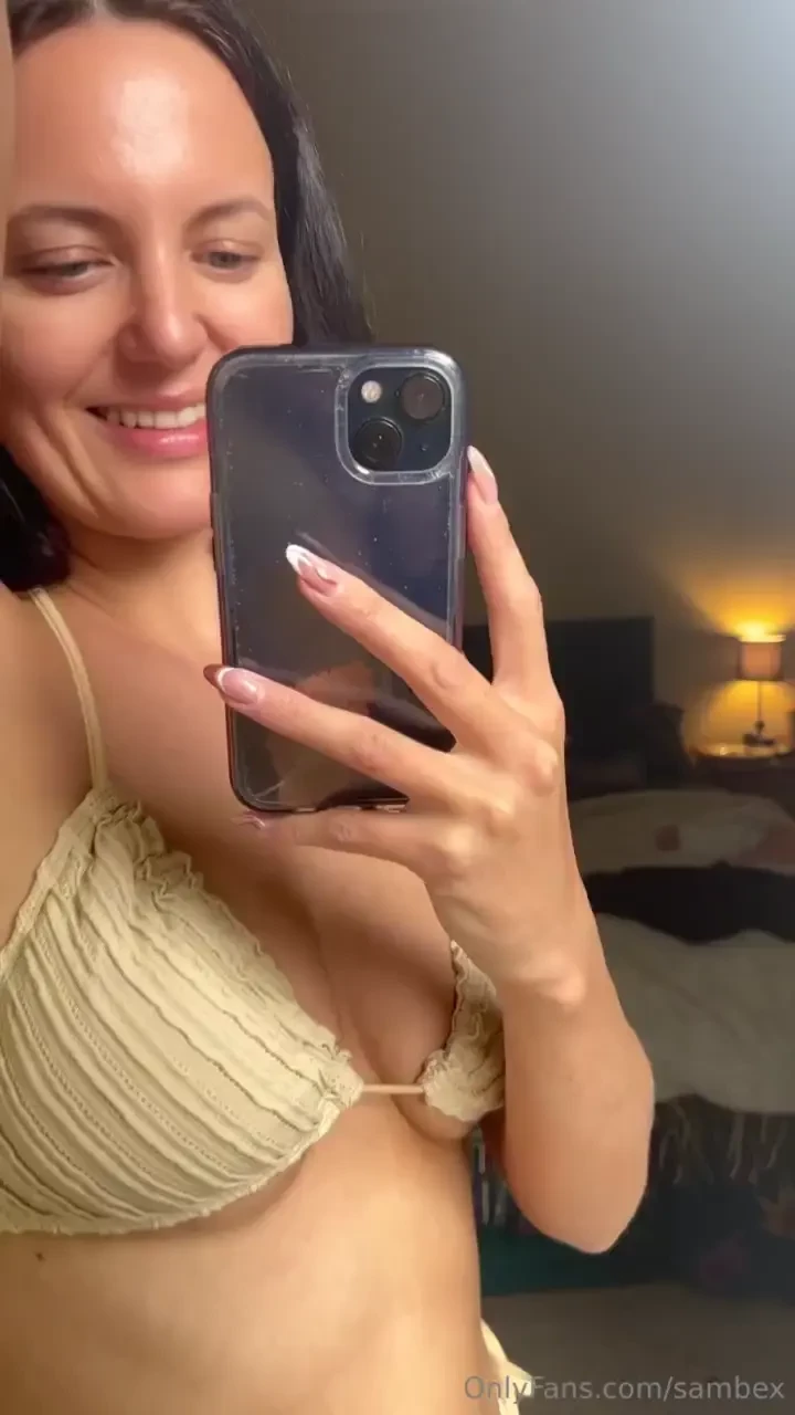 Also this bikini and pits should i go smooth again 