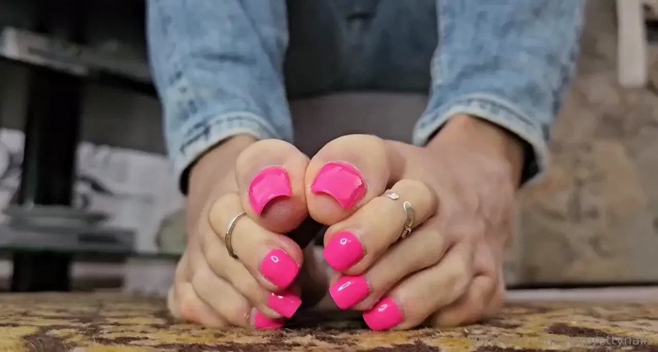 Angelica s toenails 