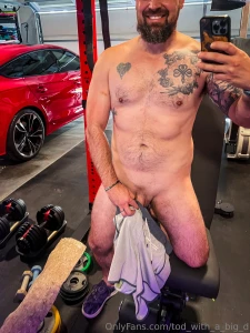 It s starting to get hot in the gym
