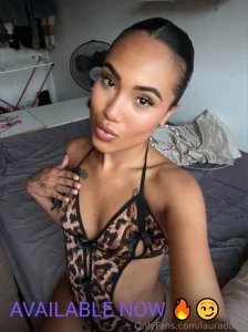 Me ves inocente o sucia porque yo me siento las dos