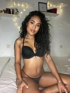 Tengo la mirada de ni a y las ganas de una