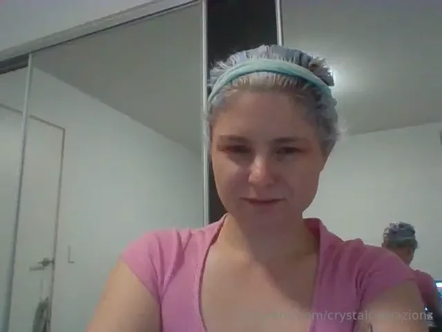 Https livejasmin com crystalcrayaz r https bemyfan com crystalcrayaz 