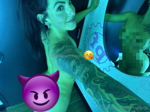 I know you love when i get naughty in public places unlock and see how