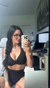 I ll become your favorite so fast if i m not already