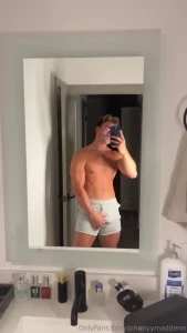 Mirror mirror what s the verdict am i bringing the heat or what