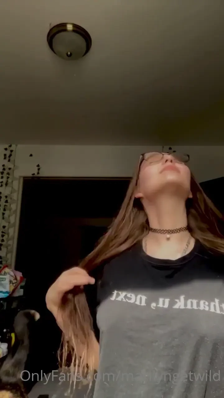 24 hrs only like this post and i will make and send you a similar 