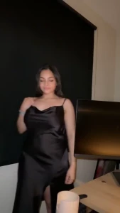 Getting ready to use my dm me for the full 10 min video top fans only