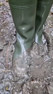 Stuck in the mud what fun weather we currently have blasting london at