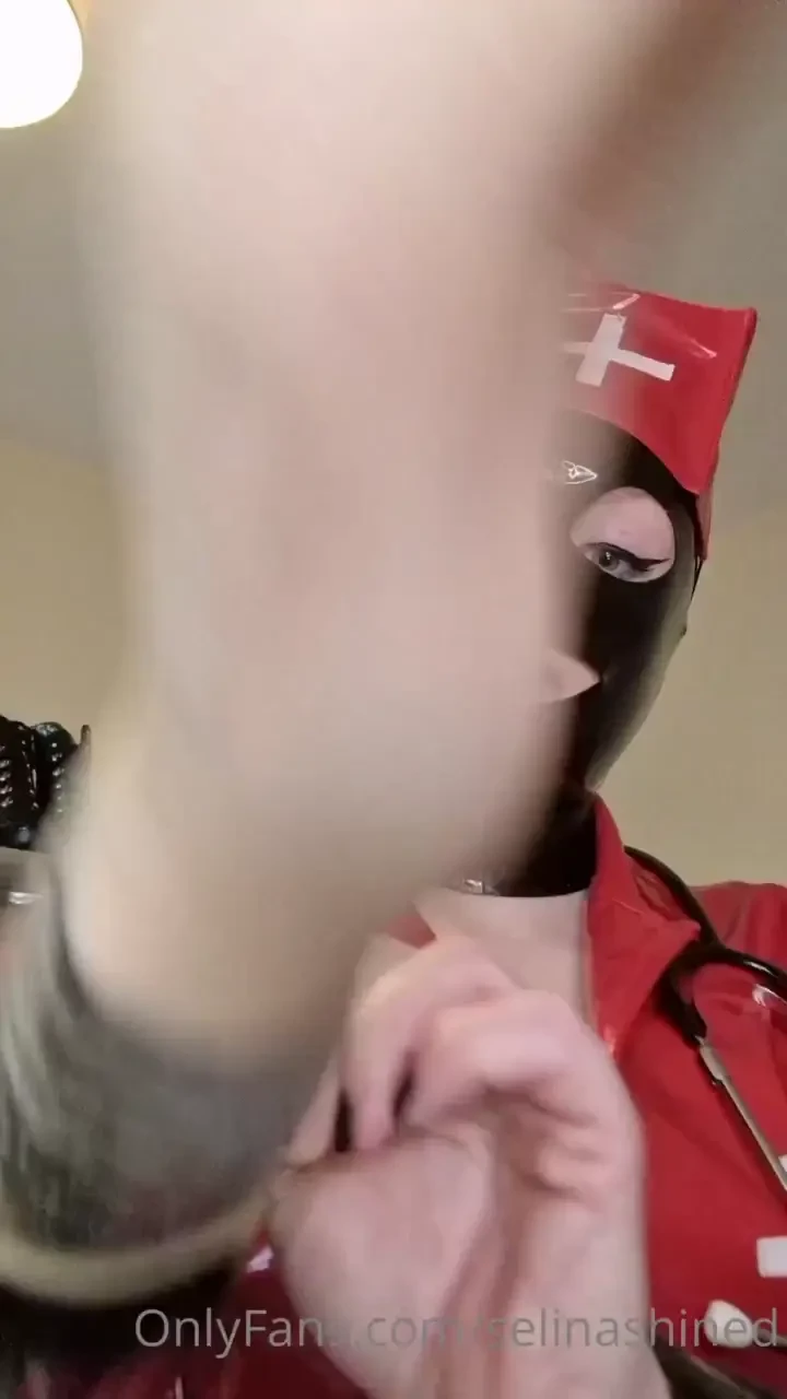 I just broke this pair of biogel gloves if anyone wants to help me get 