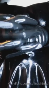 A little snippet of sister shine preparing her shiny body to film her