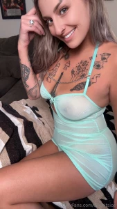 Need more outfits like this one am i right or am i right part 1