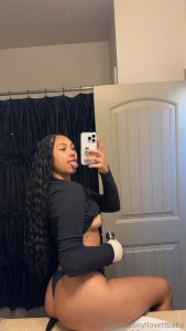 Get me out of this cast still cute tho