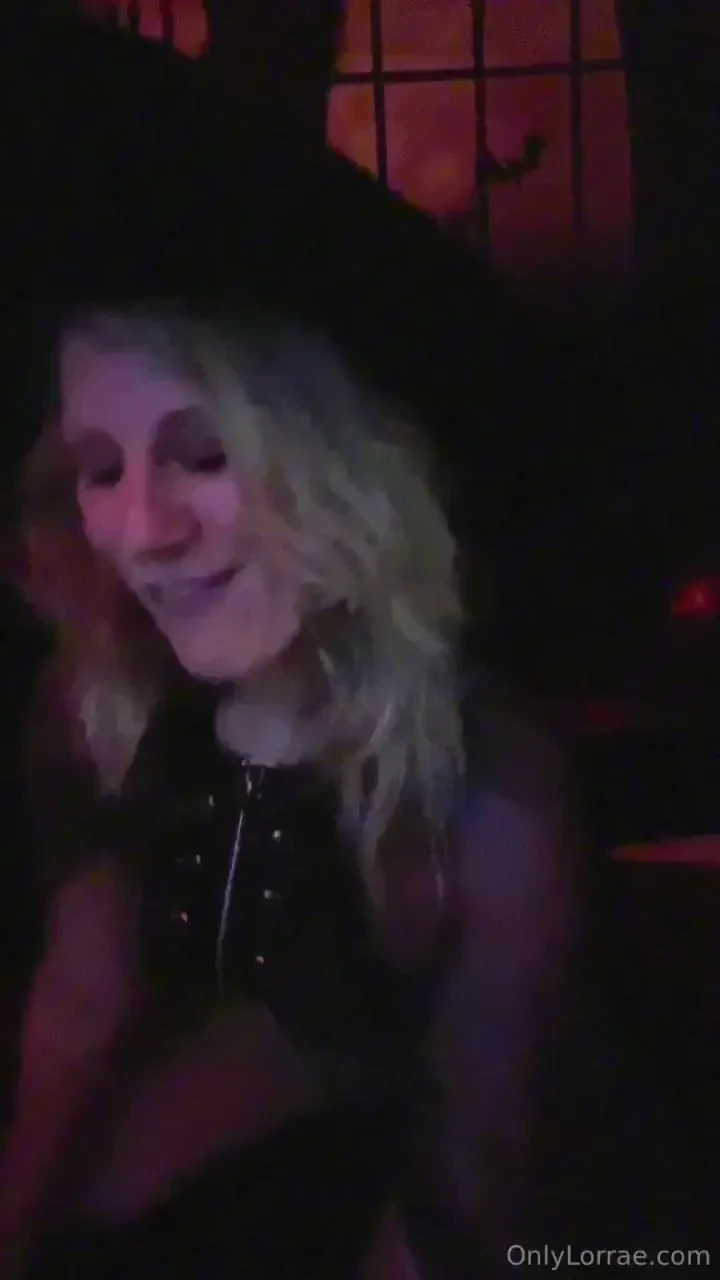 Ready for a magical ride i m a seductive witch and i ve got a special 