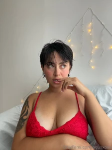 My outfit for the day merry christmas feel free to message me to