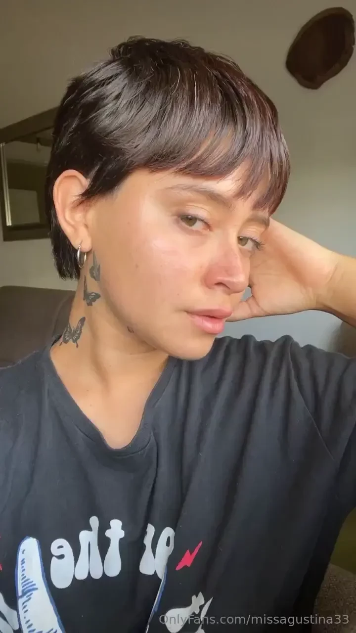 I think i found my angle anyone wants to chat 