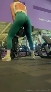 Do you want to eat my shaky ass