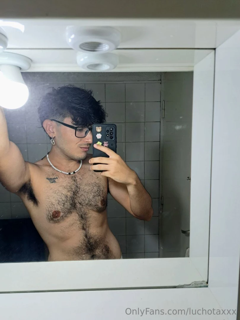 Free subscription marcoteh i m argentinian boy to willing to serve you 