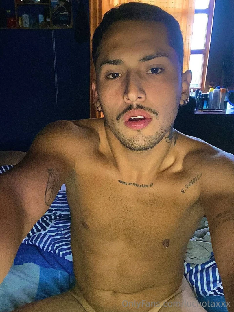 Mosquiano mosquiano mosquiano 24 years old athlete twunk online now 