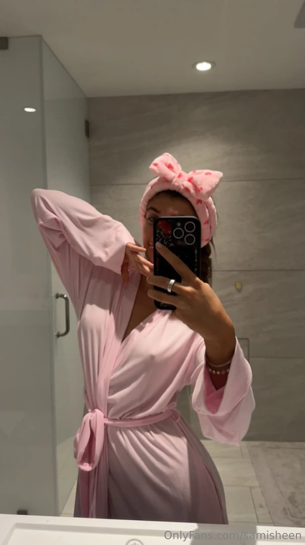 Waiting for u to say good night 