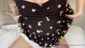 9 messy squirting orgasms in 30 minutes technically it s 28 minutes