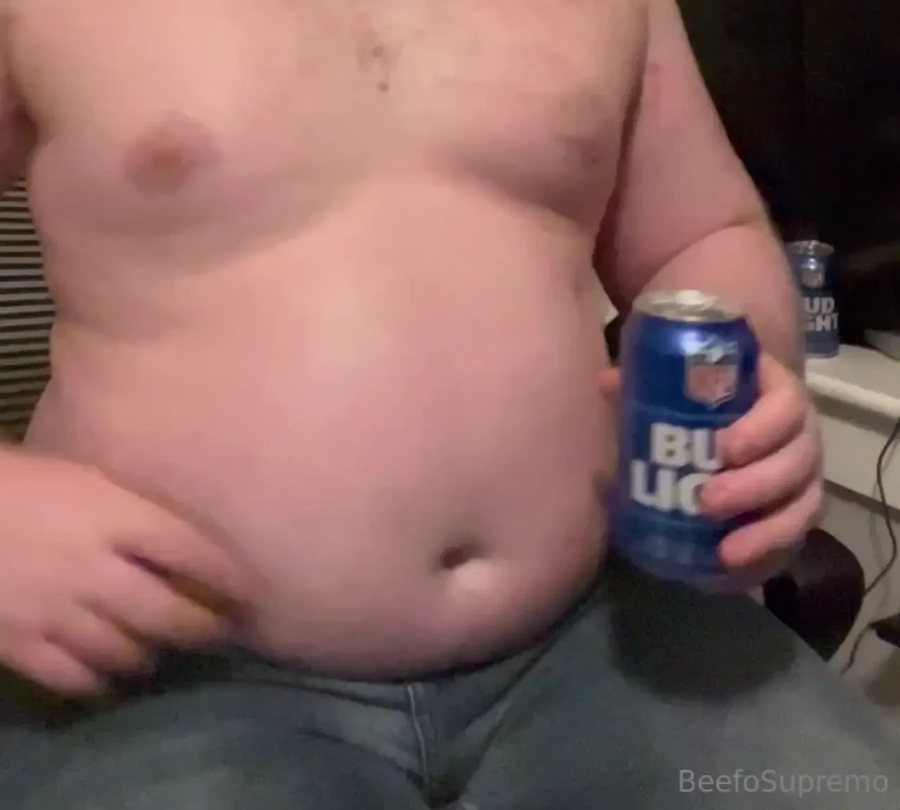 Chugging 3 beers after recording my last videos let s make sure the part 1 