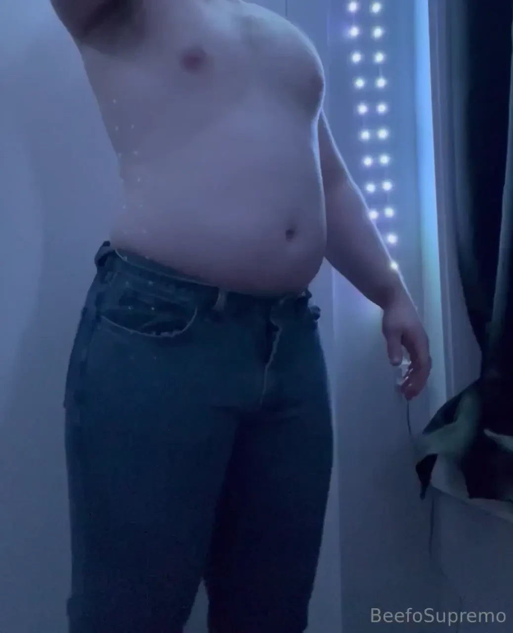 Chugging a beer and belching in tight jeans from 30 lbs ago 