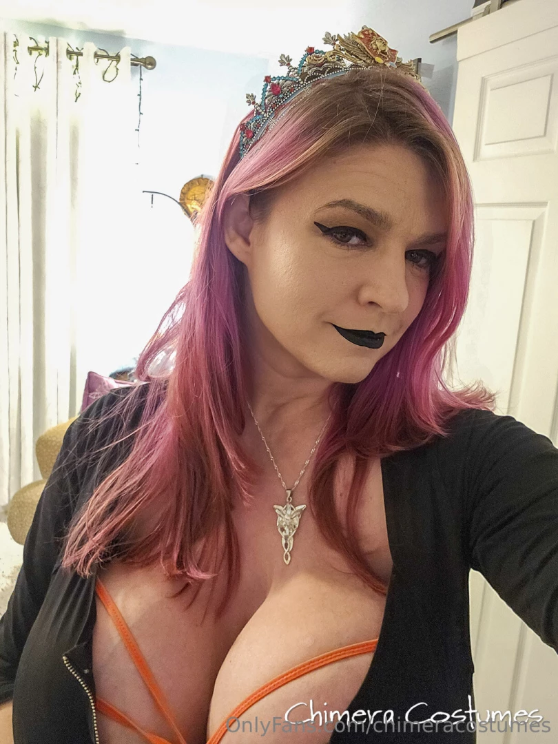 Athena tiara today i got a new crown from sweetv and i frankly love it part 2 