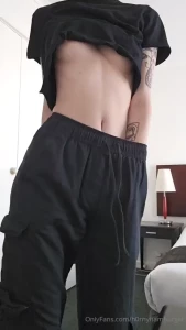 Am i taking advantage of my managerial position to make myself cum on