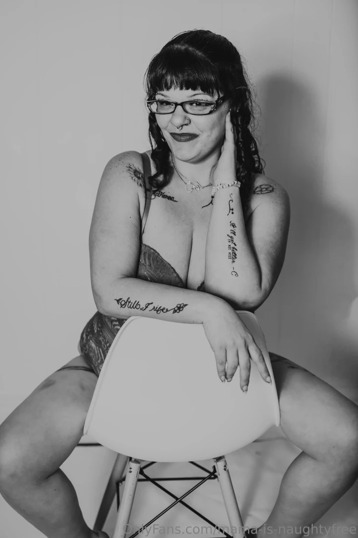 Divorce party goes bye bye tomorrow morning check it out and tell me 