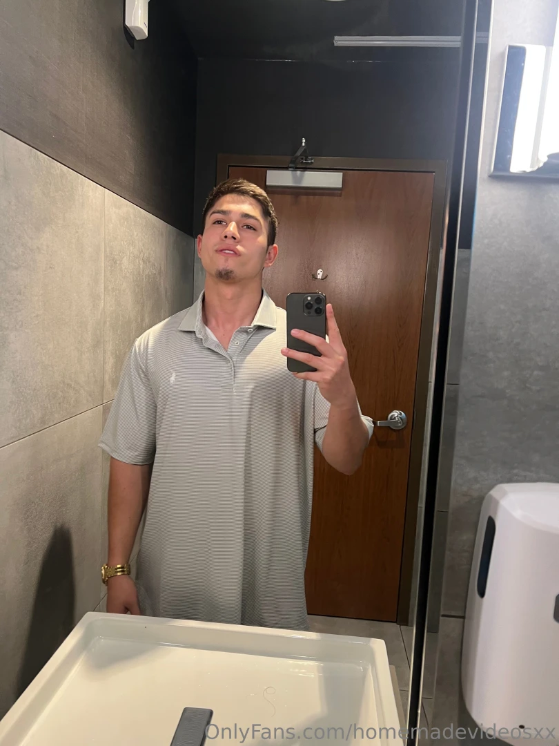 Hey everyone been in the gym and bedroom working hard for you guys part 2 