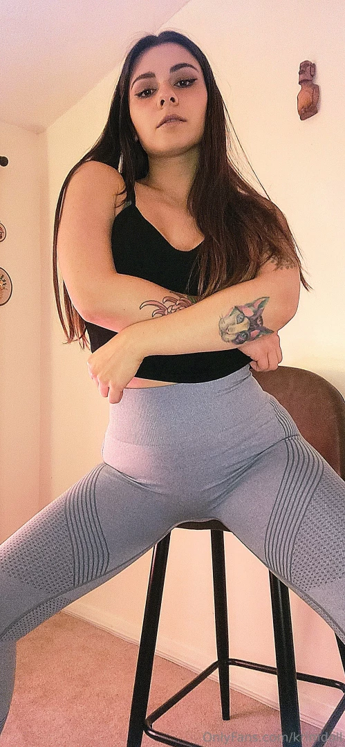 Loving these leggings getting ready for my next workout part 1 