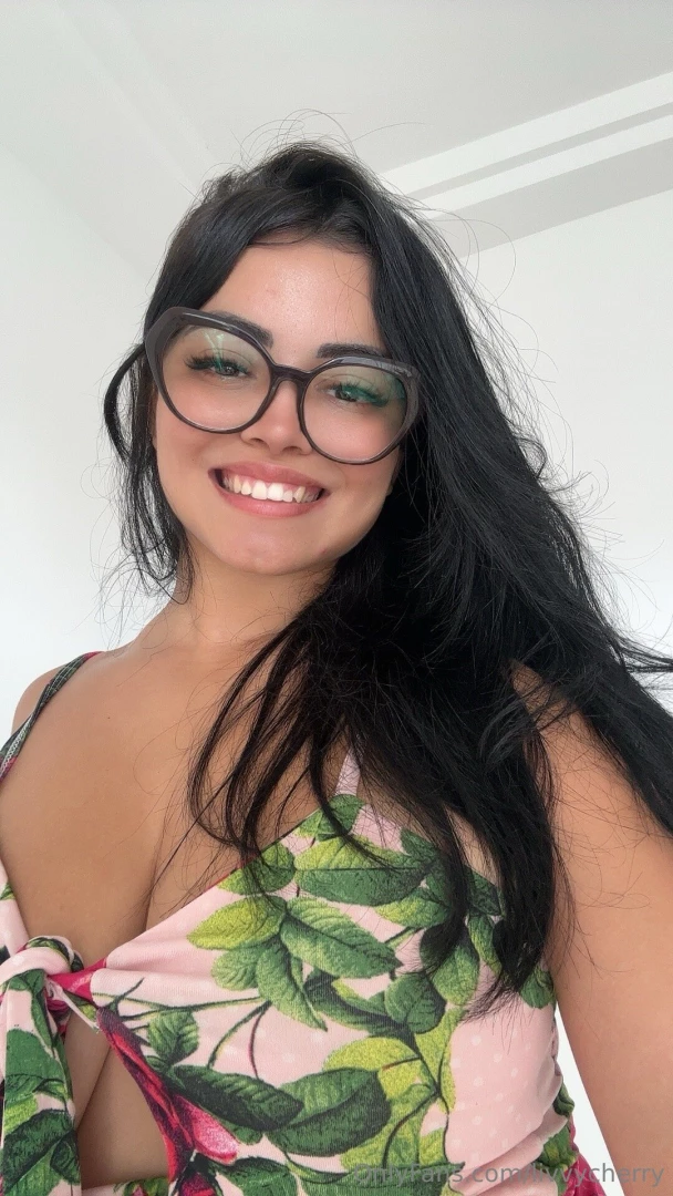 Happiness is contagious - share it freely and you ll create a ripple 