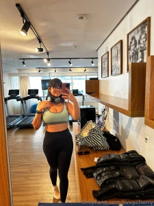 Thoughts of beautiful things or sad wondering what s your mood right