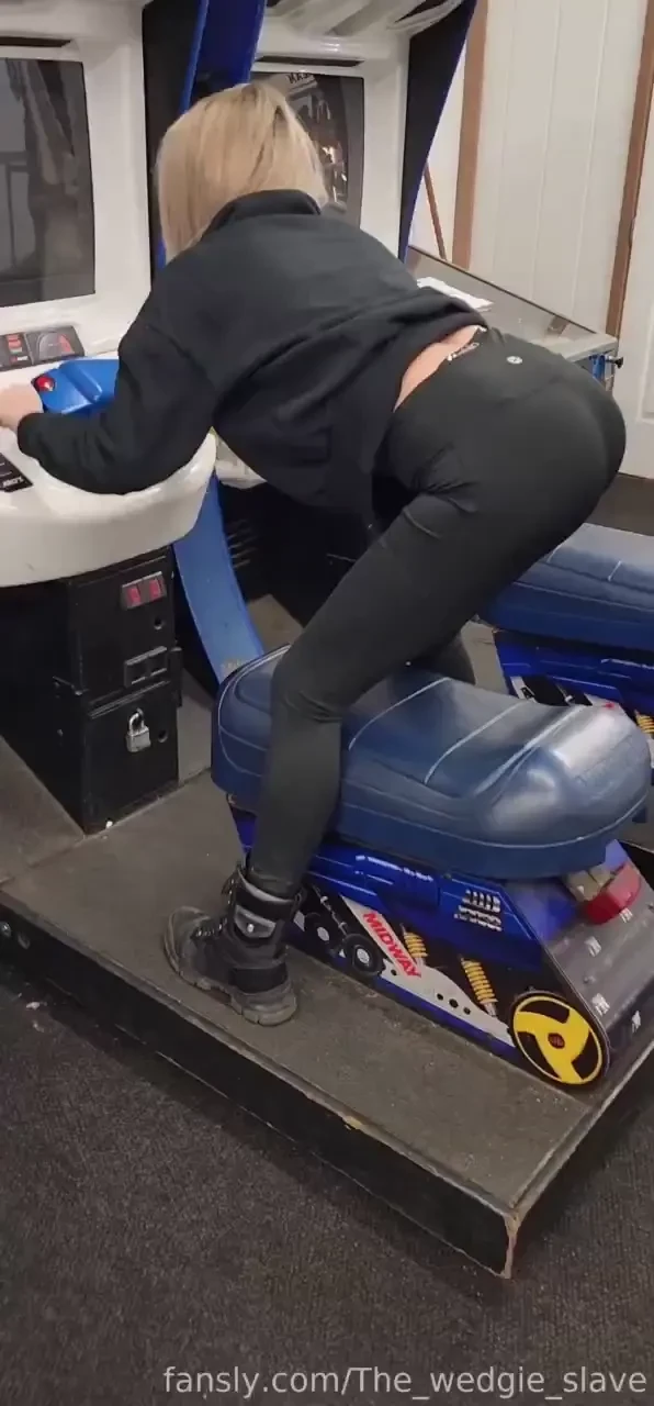 626292810487701504 part 1 