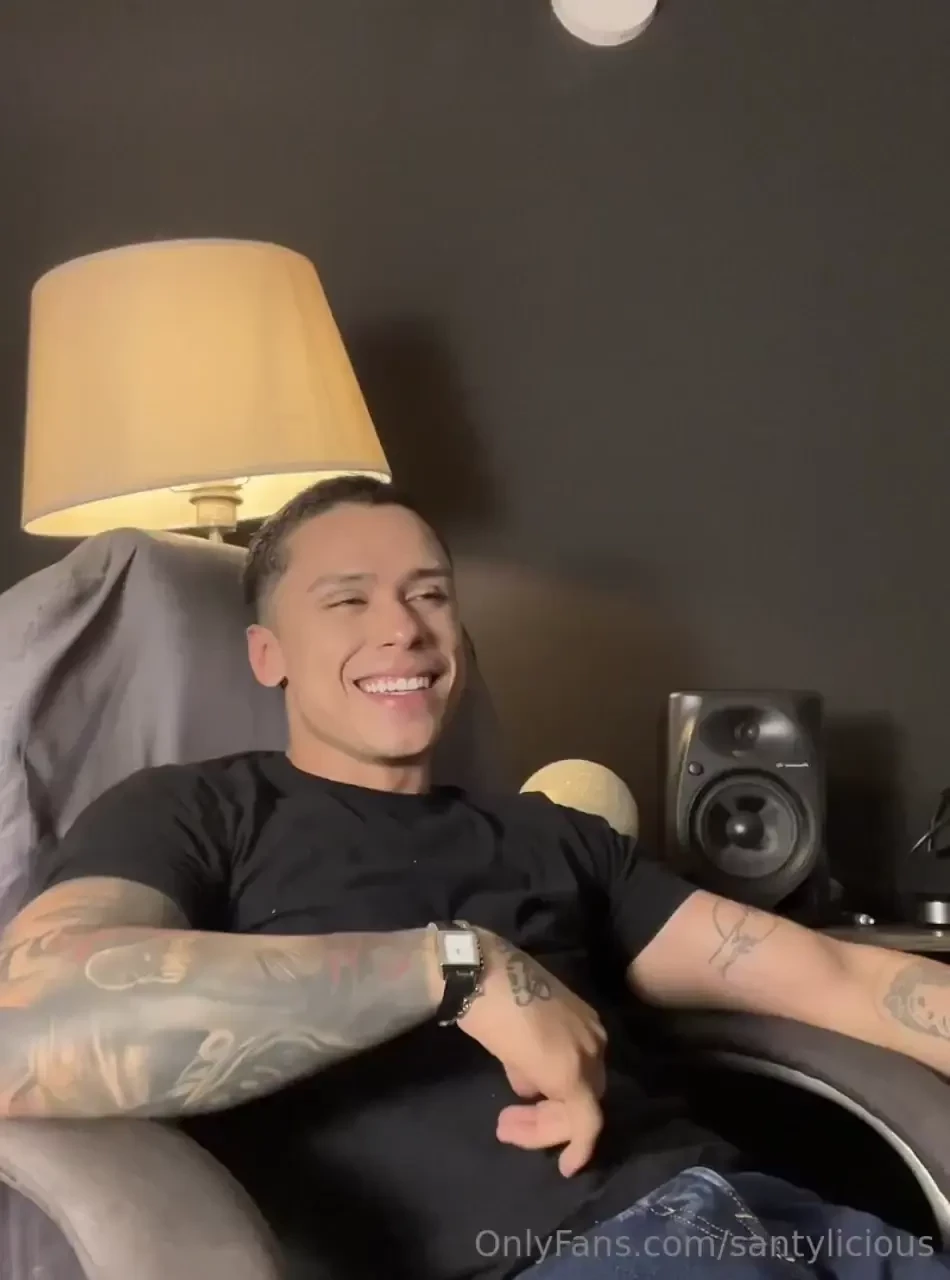 Una paja antes de dormir nunca cae mal 