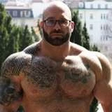 hairy_musclebear