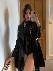 Effortlessly elegant in latex