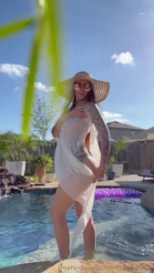 Pov i m naked at your pool modeling for you