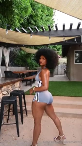 The nude version to this is will be sending in dm