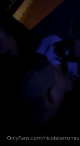 Cadete me lleva a la playa y me hace suya